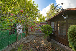 Photo 9- click for photo gallery